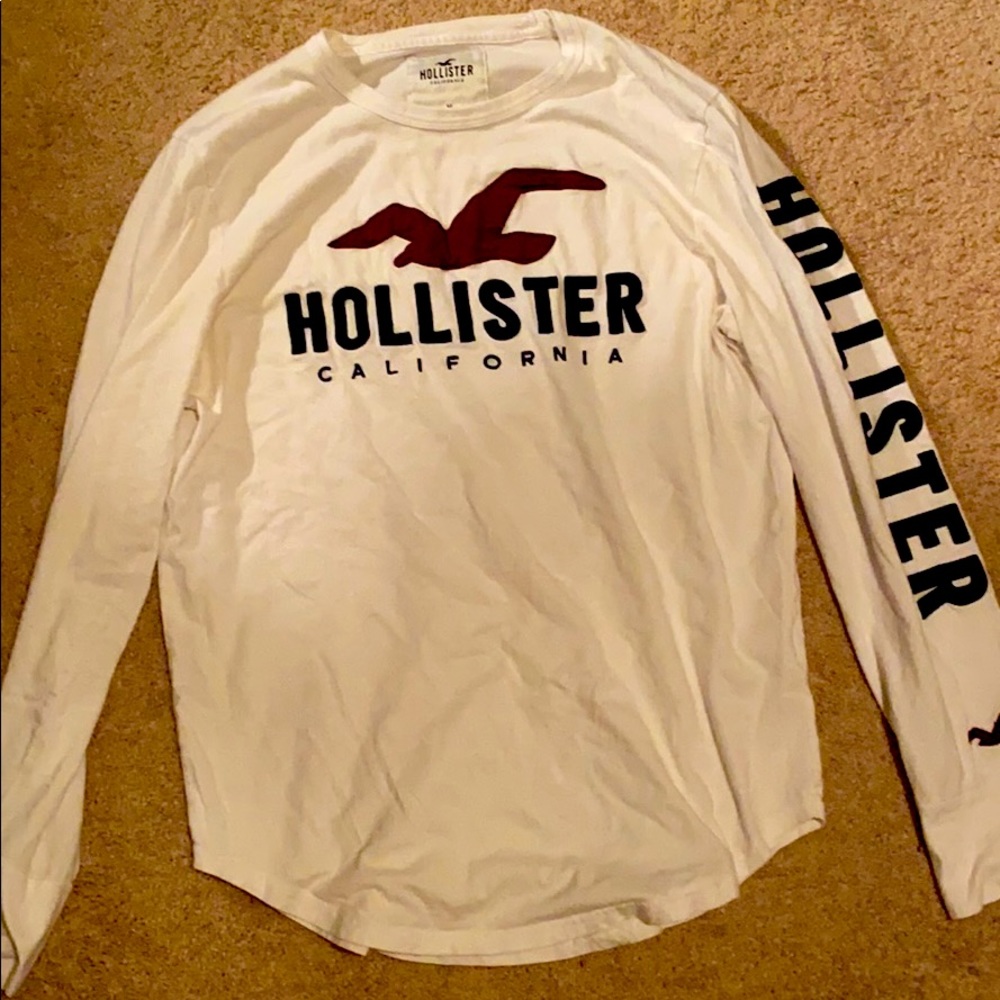 Hollister Long Sleeve T-shirt